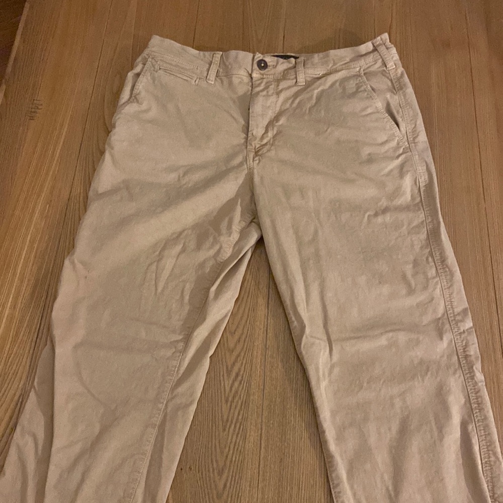 American eagle khakis